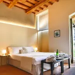 With Private Pool Between Assisi And Todi Holiday home Morcella